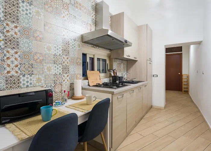 I Colori Del Golfo In Naples' Historic Center * Napoli